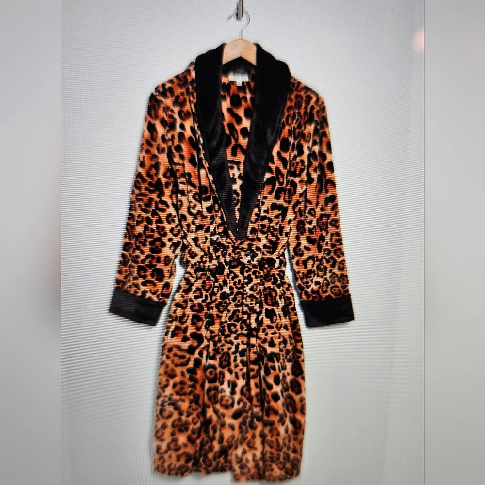 ANNE KLEIN CHEETAH PRINT LONG ROBE (NWT) - Picture 10 of 12
